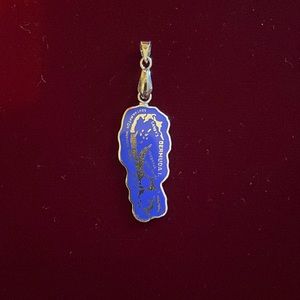 Vintage Sterling Bermuda Charm